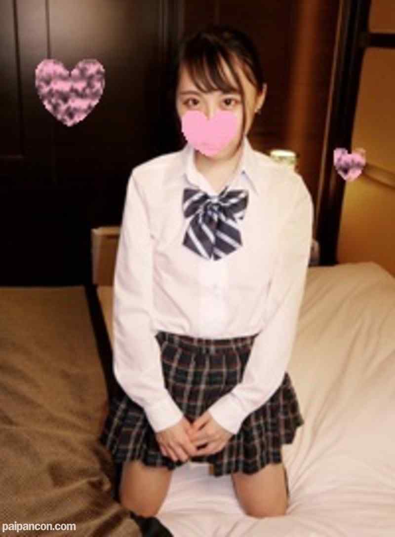 FC2-PPV-1240641 - ★完全顔出し☆続・スレンダー貧乳美少女ことねちゃん19歳☆制服コスでハメまくる♥濃厚フェラ♥何度も昇天する敏感娘♥欲情抑えきれない生中出しセックス♥【個人撮影】※レビュー特典付き！