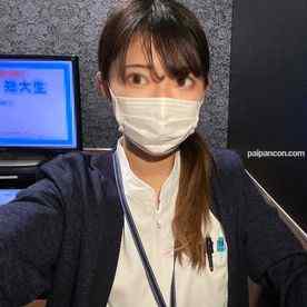 FC2-PPV-2477423 - 「#12-2」**看護師さんを仕事着でハメ撮りしました。剛毛まんこに大量中出し♡両想い♡