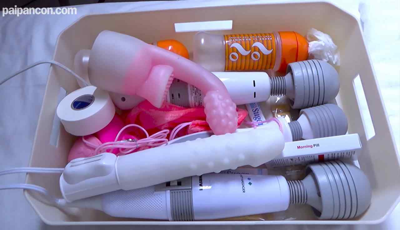 FC2-PPV-2961763 - 【膀胱決壊】【極鬼イカせ】ピンクに紅潮する肌、いやらしく充*するオ〇ンコ、あふれ出すドエム潮、この女は男の玩具になる為に産まれて来たのだと確信