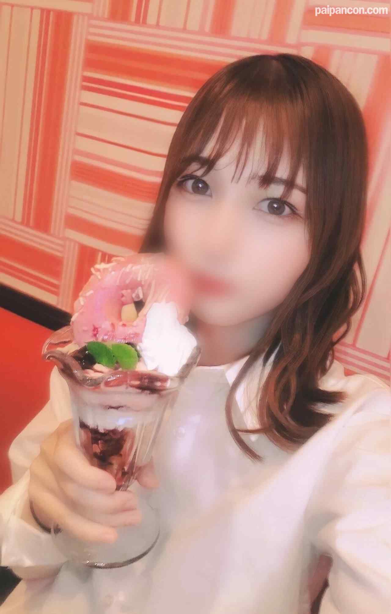 FC2-PPV-3113698 - 戸田恵○香似のJDカラオケバイトでは賄えない学費の悩みに付け込みハメ撮り。ガチ逝き中出し