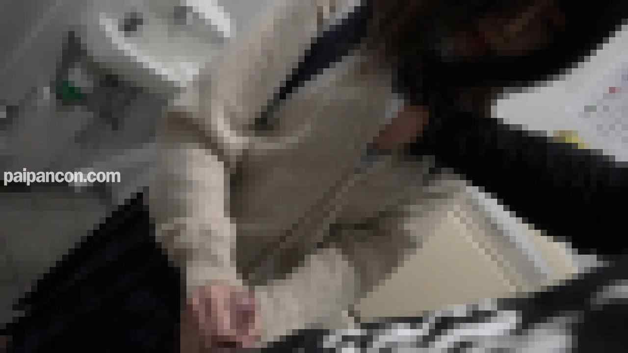 FC2-PPV-3191615 - 初撮影・顔出し！！どこか寂しげで将来に不安を感じる思春期の可憐な女子◯生・・・禁断の関係に背徳感を感じながらもゴム無し連続膣内射精！！（前編）