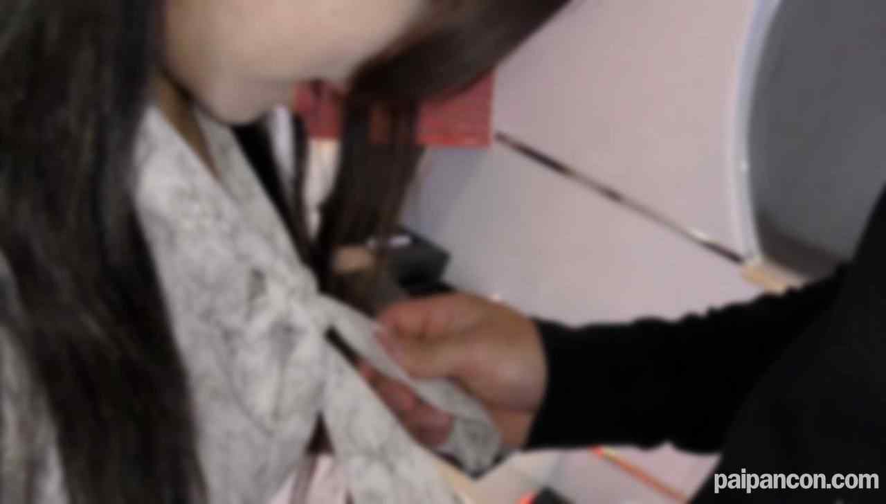 FC2-PPV-3194771 - 【完全顔出し】「え、ここでするの？」ガルバで働く専門学生を便所に連れ込み…。酔った彼女をお持ち帰りし、勢いで中出ししちゃいました。。