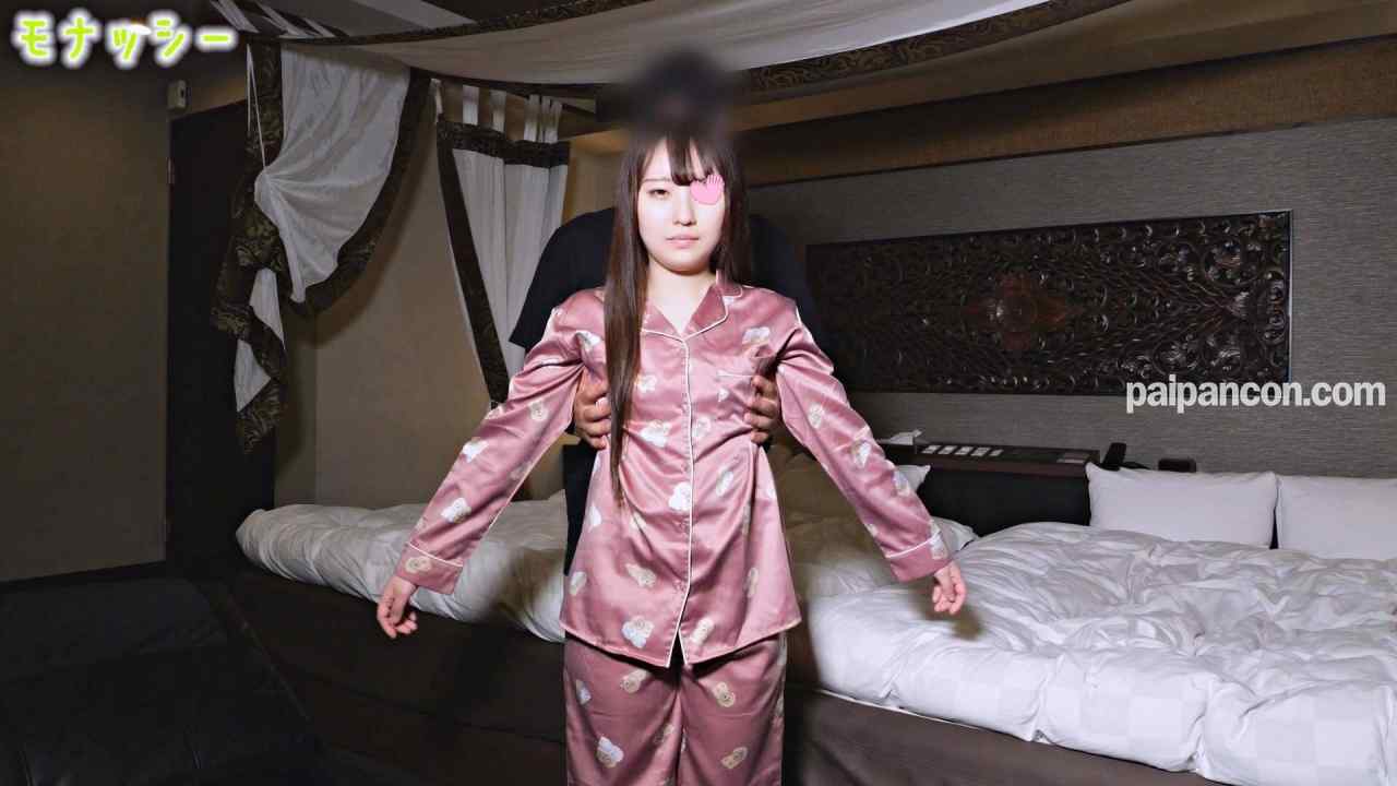 FC2-PPV-3635176 - 【パジャマ★モナシ】パジャマdeおじゃま♥年齢確認済！148cmのツンデレ激カワおチビちゃん♥低身長なのに長い髪が印象的♥透き通る色白ボディで大きなお尻をプル突きファック♥ thumbnail_2.jpg