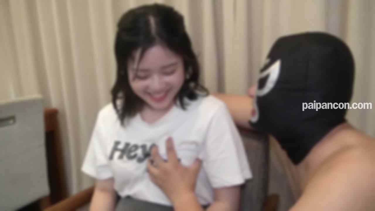 FC2-PPV-4088845 - 笑顔のかわいい上京したての18歳！正常位しか経験のない初級をAV級までまるっと全て経験させる！！ thumbnail_1.jpg