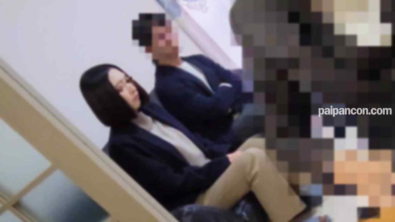 FC2-PPV-4310097 - 【個人】ショートヘアの勝気な美女、長期滞納中に捕まえて体を触り出した途端に支援者のパ.パを呼ぶが、返済する金は用意できず大量中出し（元本分回収で掲載中止予定） thumbnail_2.jpg