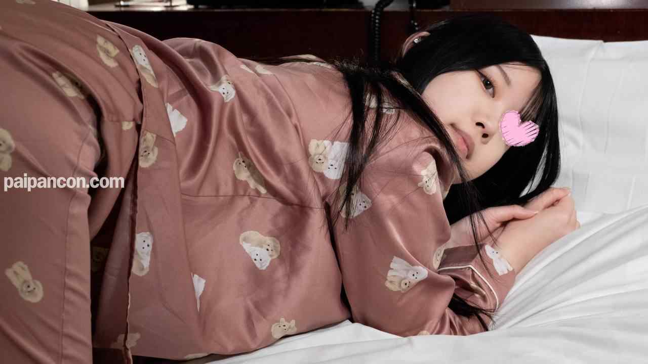 FC2-PPV-4462217 - 【パジャマ★モナシ】パジャマdeおじゃま♥黒髪ロングのJDみほちゃん（21）♥清楚系な見た目なのにセクシーな服装に長い指がエロい♥バックが気持ち良すぎてイキそうになった♥ thumbnail_0.jpg