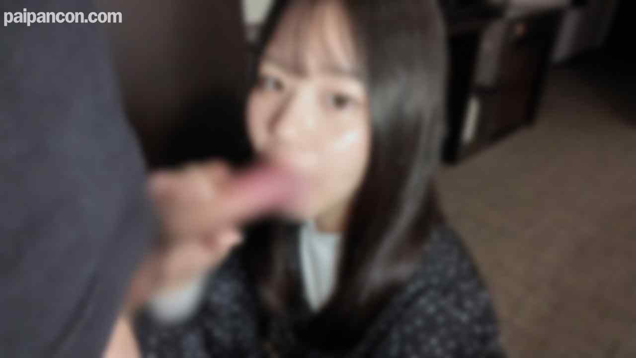 FC2-PPV-4528449 - 【初撮り】純粋無垢な大学生がオヤジに弄ばれ中出しまでされちゃう！太くて硬いチンポが大好きです…♡【無】 thumbnail_0.jpg