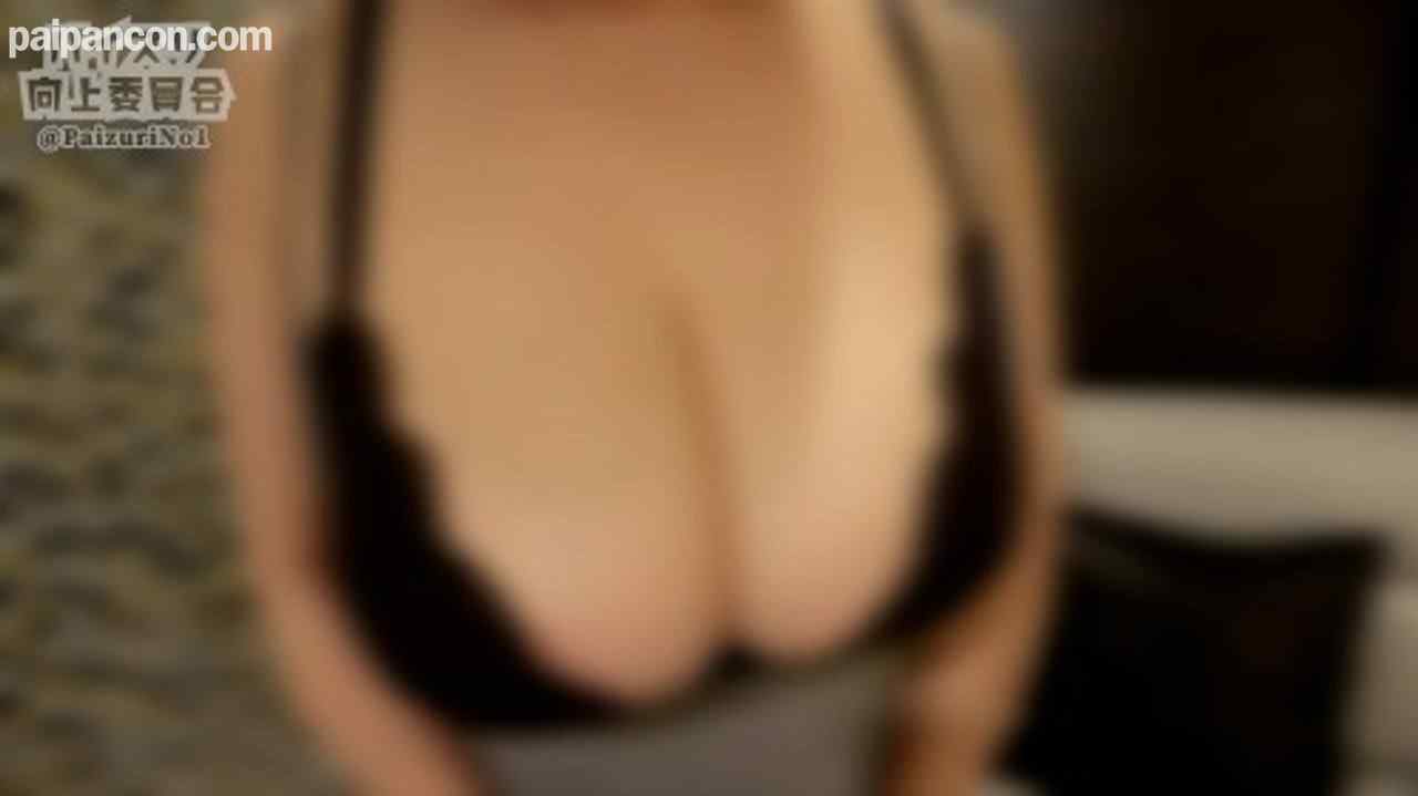 FC2-PPV-4574523 - ※限定【パイズリ挟射】保険のおばちゃん撮影したら国宝級のとんでもない美爆乳だった！Kcupの圧倒的なボリュームで包み込む…旦那仕込みのパイズリ挟射！＜特典：突き刺しパイズリ＆授〇手コキ＞ thumbnail_1.jpg