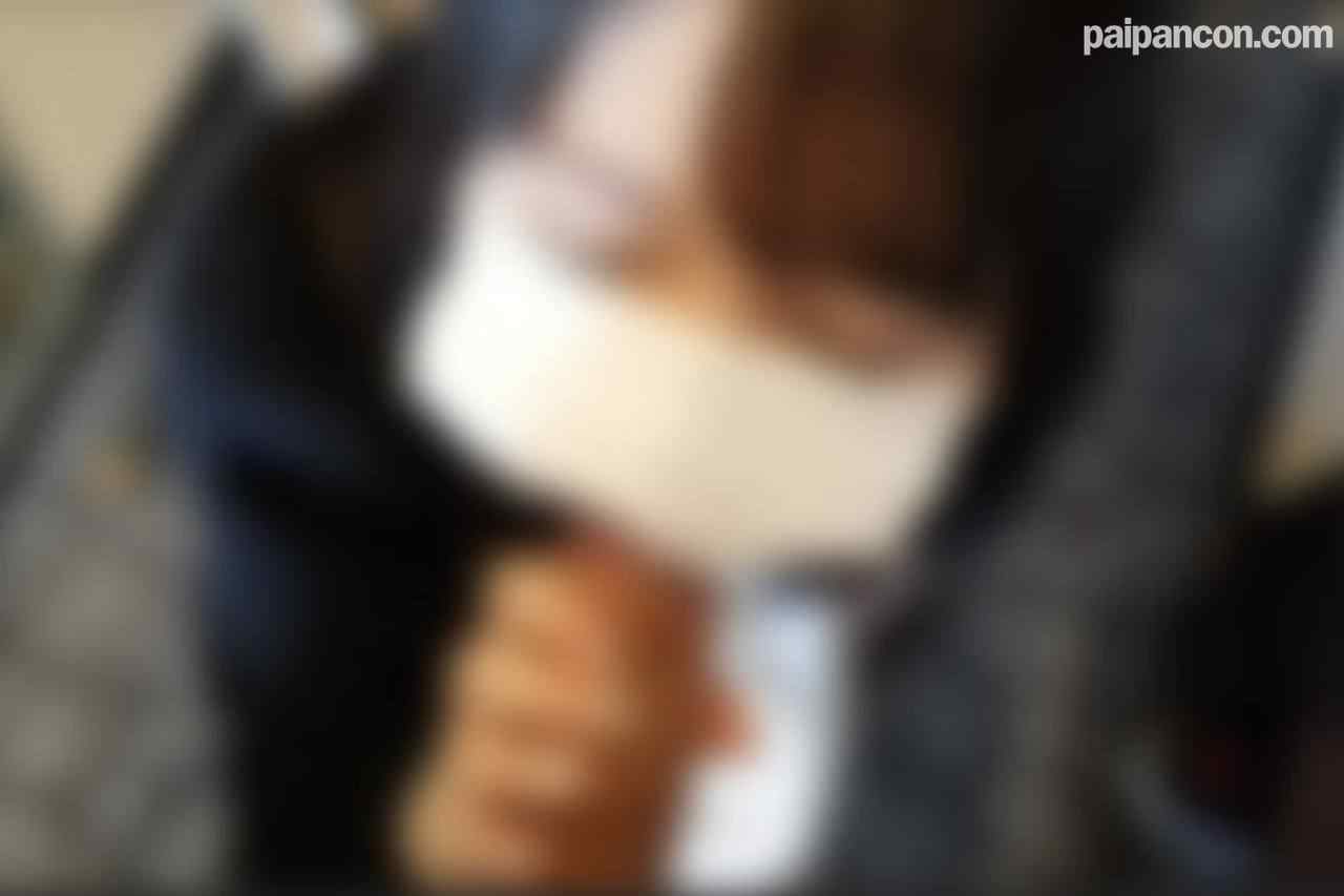 FC2-PPV-4574733 - ※初回数量限定2930pt→930pt※【ハメ撮り】【中出し】旦那への罪悪感に押しつぶされそうなのか、泣きそうなスレンダー美人人妻に容赦なく中出し thumbnail_0.jpg