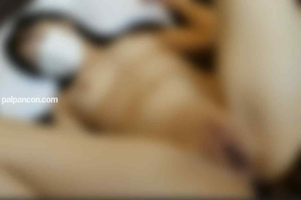 FC2-PPV-4574733 - ※初回数量限定2930pt→930pt※【ハメ撮り】【中出し】旦那への罪悪感に押しつぶされそうなのか、泣きそうなスレンダー美人人妻に容赦なく中出し thumbnail_6.jpg