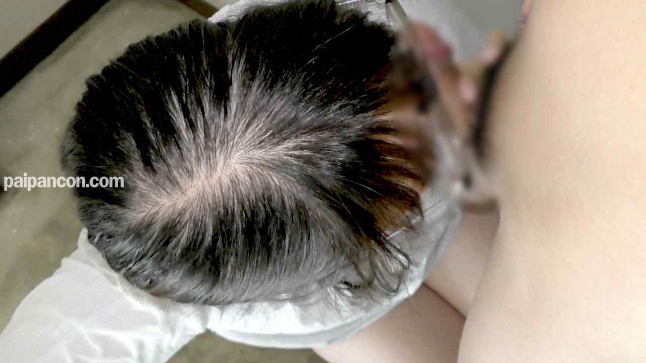 FC2-PPV-4685049 - 【パチンコ屋ナンパ第二弾】眼鏡になんとも言えないファッションにしっかりとおばさん体型は脱いだら巨乳でパイパンだったので非常階段でフェラ抜き口内射精でお掃除フェラまできっちりしてもらって★レビュー特典有 thumbnail_7.jpg