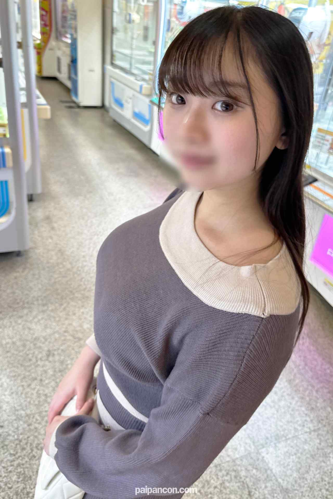 FC2-PPV-4699874 - 24日まで990pt!!　※Gカップ20歳 デート中我慢できず即ハメ「壊れる、、、」変態に男に種付け妊娠 thumbnail_1.jpg