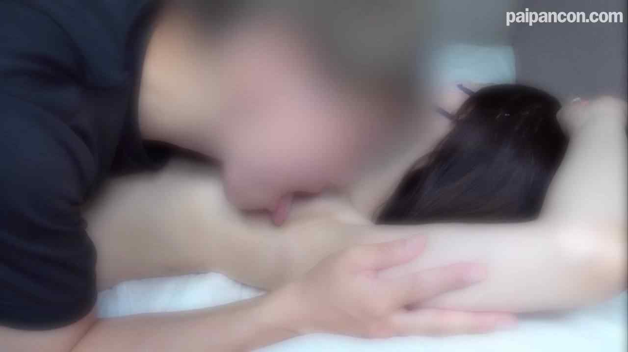 FC2-PPV-4774919 - あの美女と再会！【無】【中出し2回戦】レジェンド級の美女と再会。汗かきおっぱいやマンコを舐め、美マンもクンニ。締まりの良いマンコに中出し2回戦※特典あり thumbnail_3.jpg