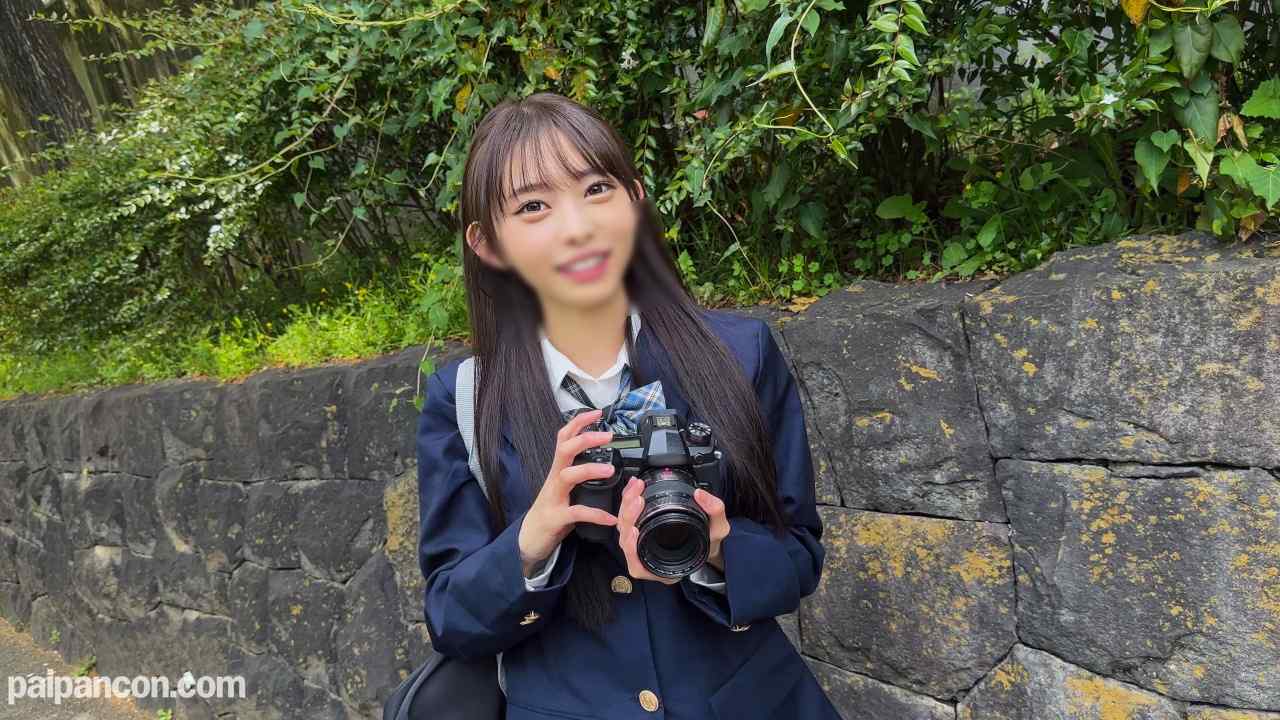 FC2-PPV-4785845 - マイカメラで撮った写真がバズりまくる激カワカメラガール 自ら被写体になった中出しSEX動画大公開！！ thumbnail_1.jpg