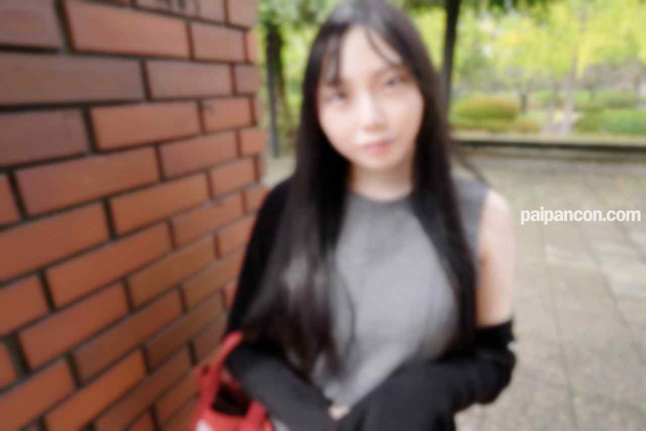 FC2-PPV-4789380 - 【初撮り】【アイドル闇落ち】爆乳売りの元アイドルが夢を諦め裸体披露！！脱がせてみるとグラドル顔負けの豪快ボディ！！可愛すぎるフェラ顔と爆乳に限界。口内中出し2射精 thumbnail_1.jpg