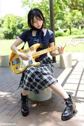 FC2-PPV-4838973 - 【マゾビッチ】都内女子パンク界隈騒然　長身超絶淫乱ギタリスト バチボコ***まくりクレイジーファック cover.jpg