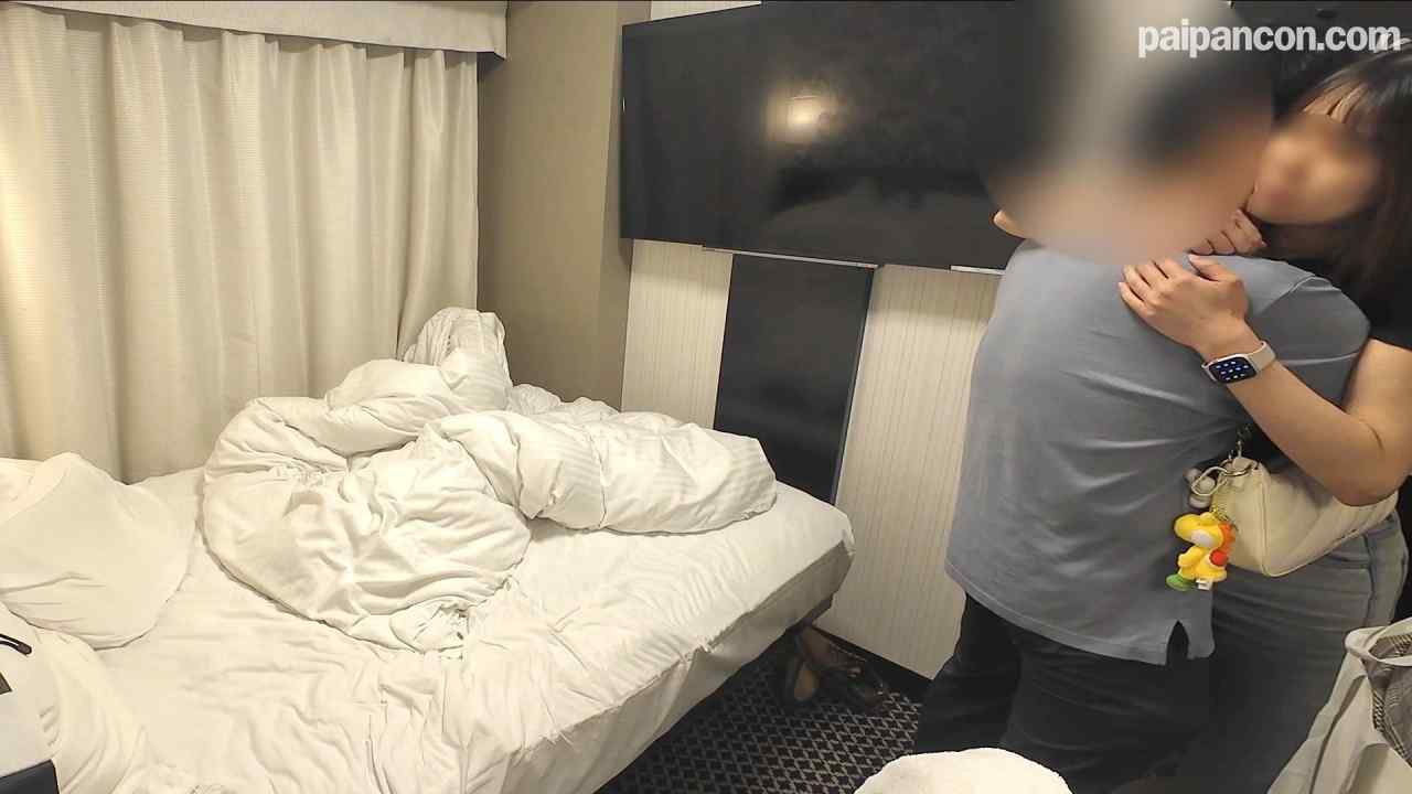 FC2-PPV-4918307 - 【140】会社受付の色白スレンダーおねーさん2。どエロ素人は距離が近く、今すぐにでもキスしちゃう感じ。基本エッチは生中出し。こっちが戸惑うわ。 thumbnail_7.jpg