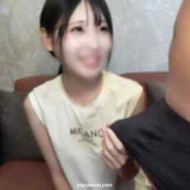 FC2-PPV-4936167 - 19歳の可憐な色白の華奢な美●女！儚い見た目とは裏腹に隠し切れない敏感なカラダにこっそり中出し。マンコで学ぶオトナの色気。 cover.jpg